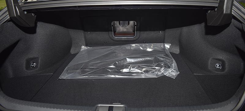 gia-xe-lexus-es-250-danh-gia-xe-lexus-es-250-24