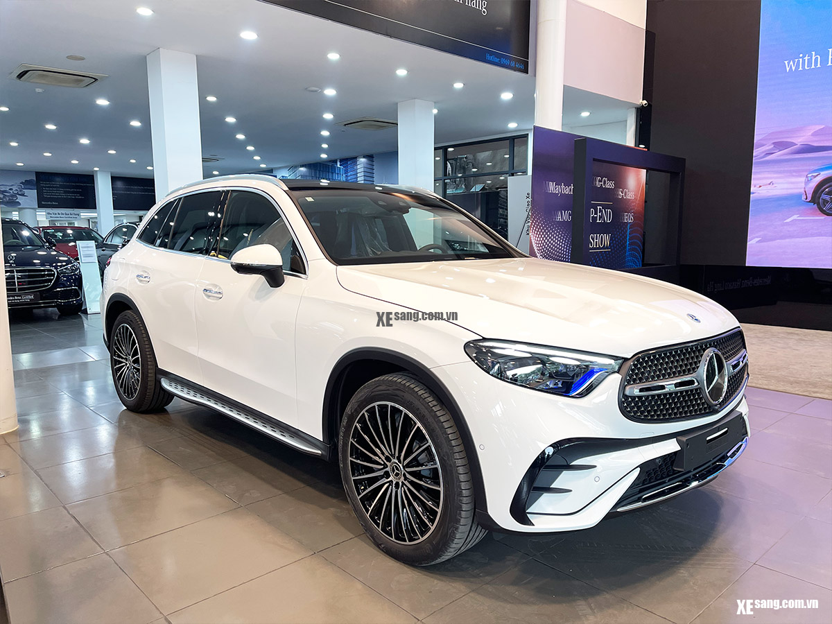Giá xe Mercedes GLC300 4Matic 2023 All New 06/2025